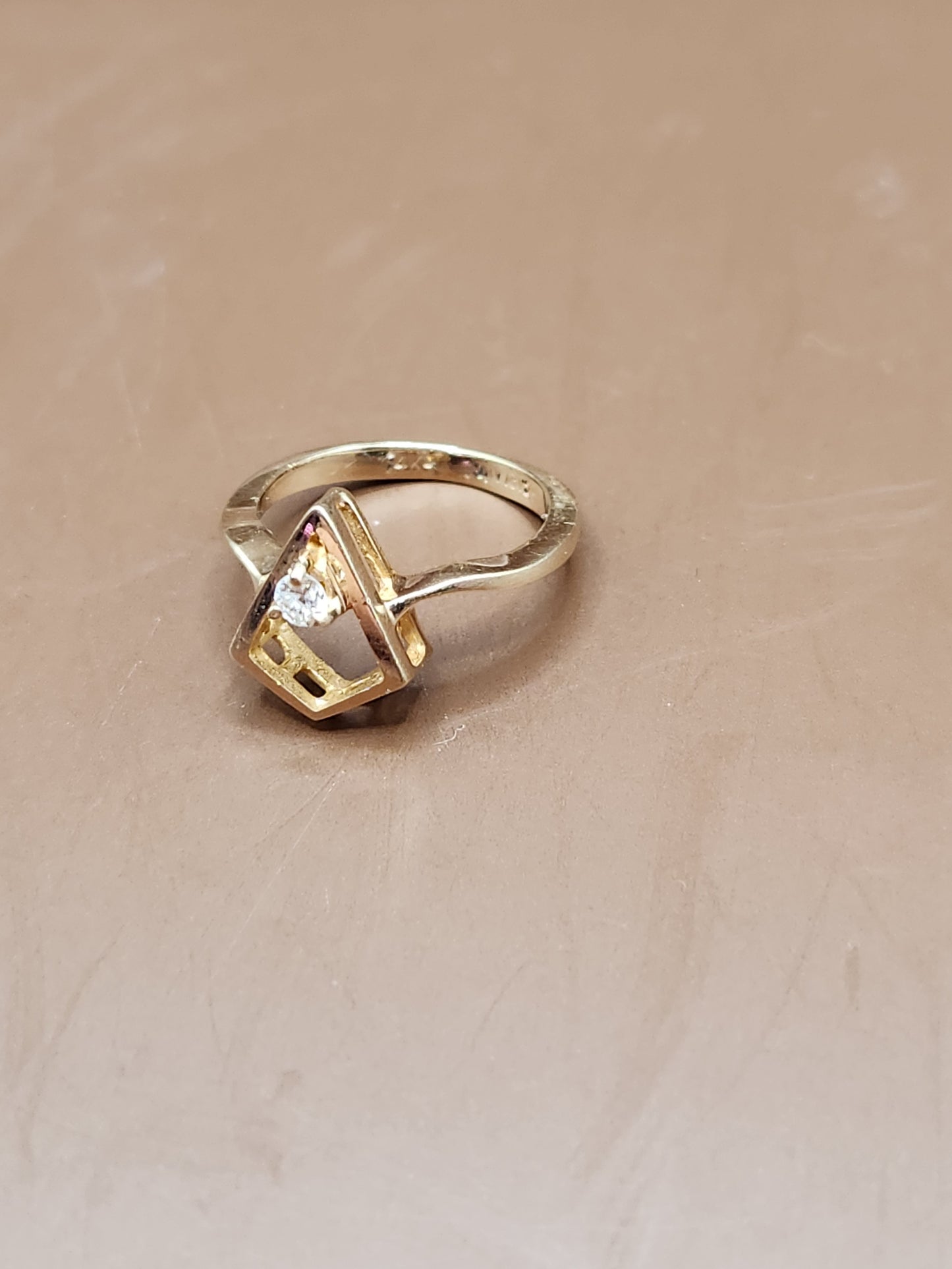 Vintage 14k Yellow Gold Diamond Kite Ring Garland SZ 3 1/2