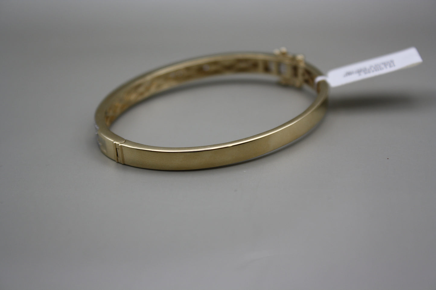 14K Yellow Gold Diamond Bangle Bracelet - 0.75ctw Natural Diamonds