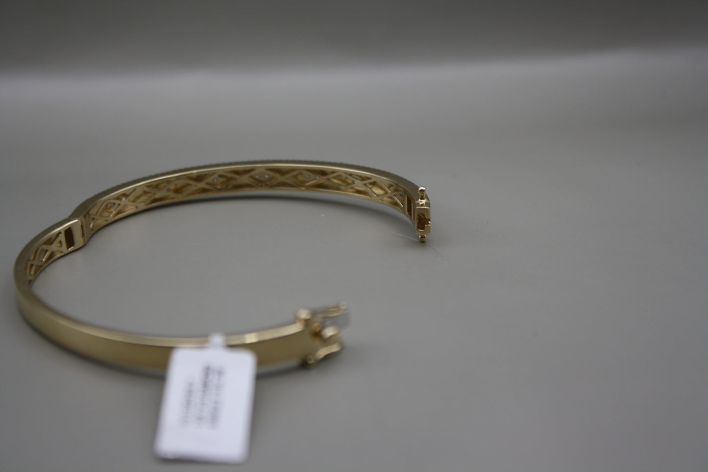 14K Yellow Gold Diamond Bangle Bracelet - 0.75ctw Natural Diamonds