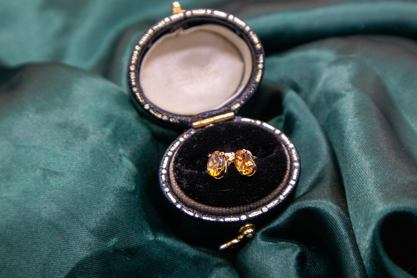 Vintage Estate 10K Yellow Gold Citrine Stud Earrings