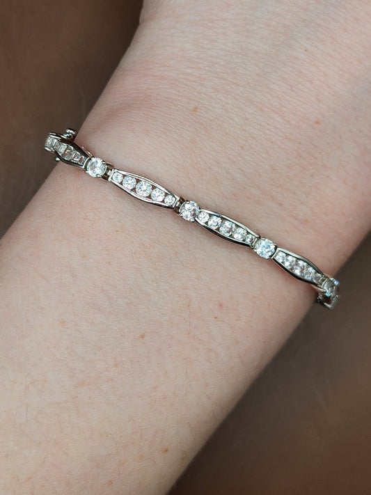 Lab-created White Sapphire Bracelet in Sterling Silver - 7 1/2 in