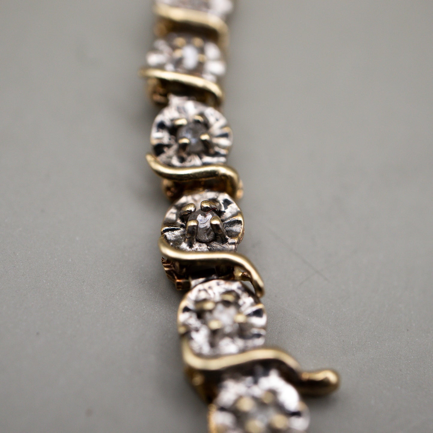 Vintage 10K Yellow Gold Diamond Tennis Bracelet - Illusion Setting