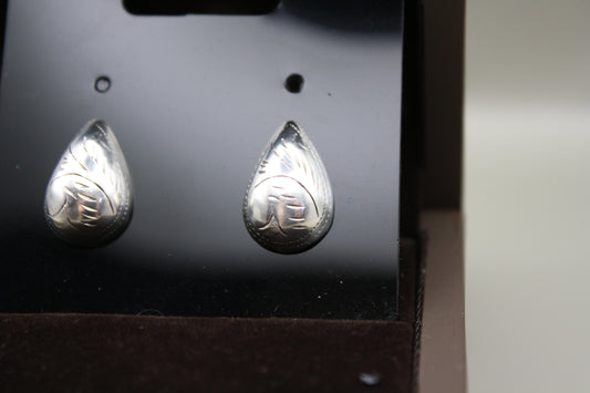 Hand Etched Siam Floral Pattern Teardrop Studs