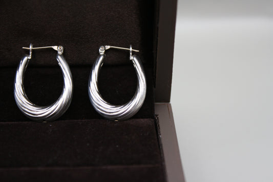 Vintage Sterling Silver Hoops Twist Pattern