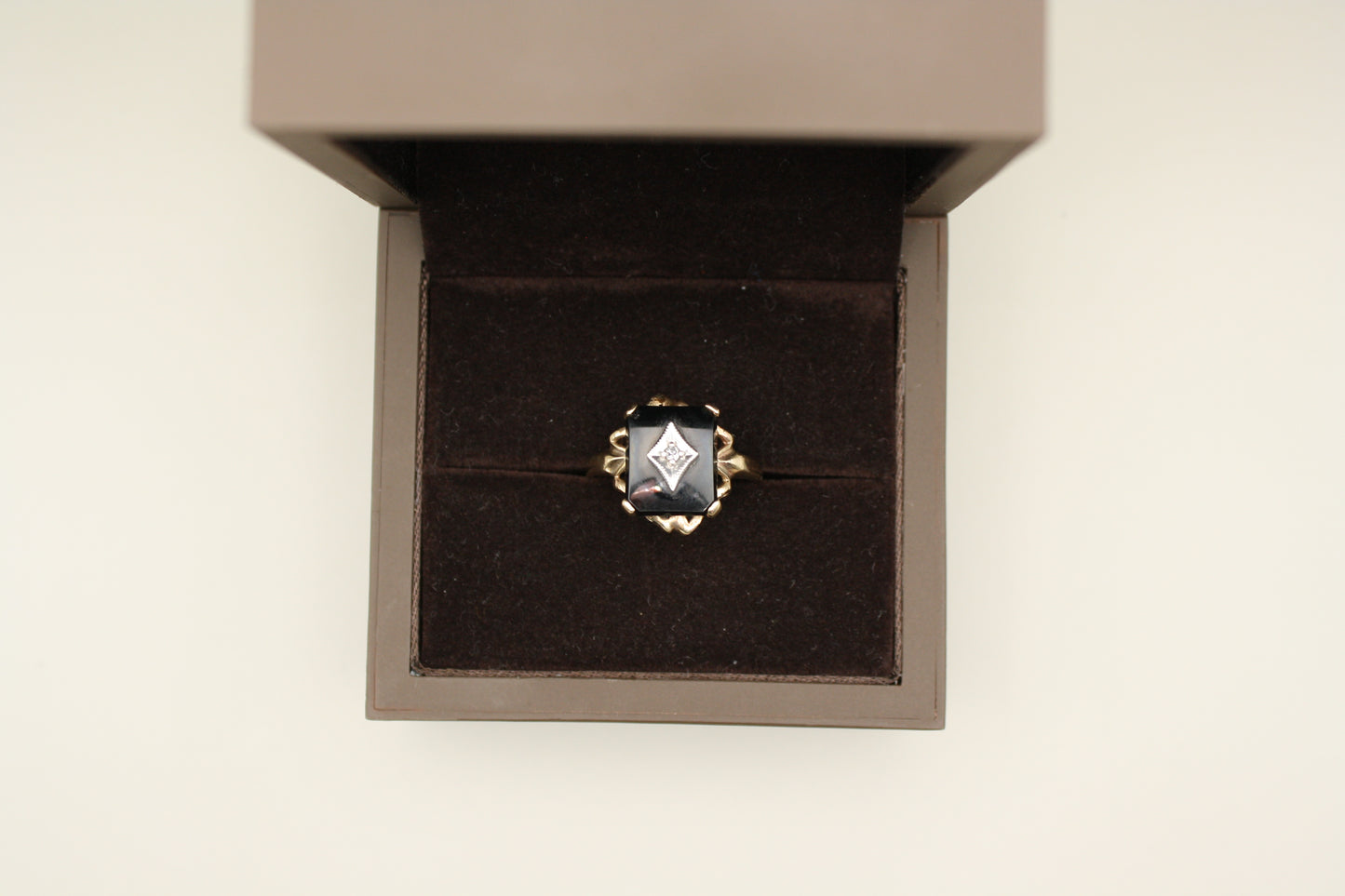 Antique Gold Ring Black Onyx & Diamond Accent