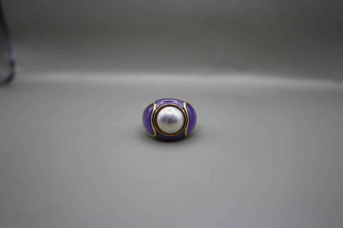 Vintage 14K Lavender Jade and Mabe Pearl Ring