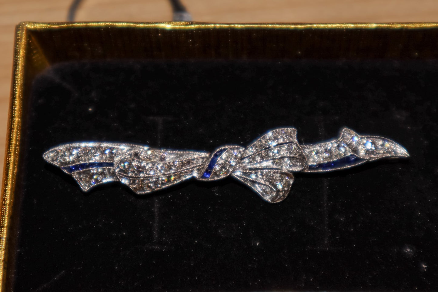 Exquisite Antique Art Deco Diamond & Sapphire Bow Brooch