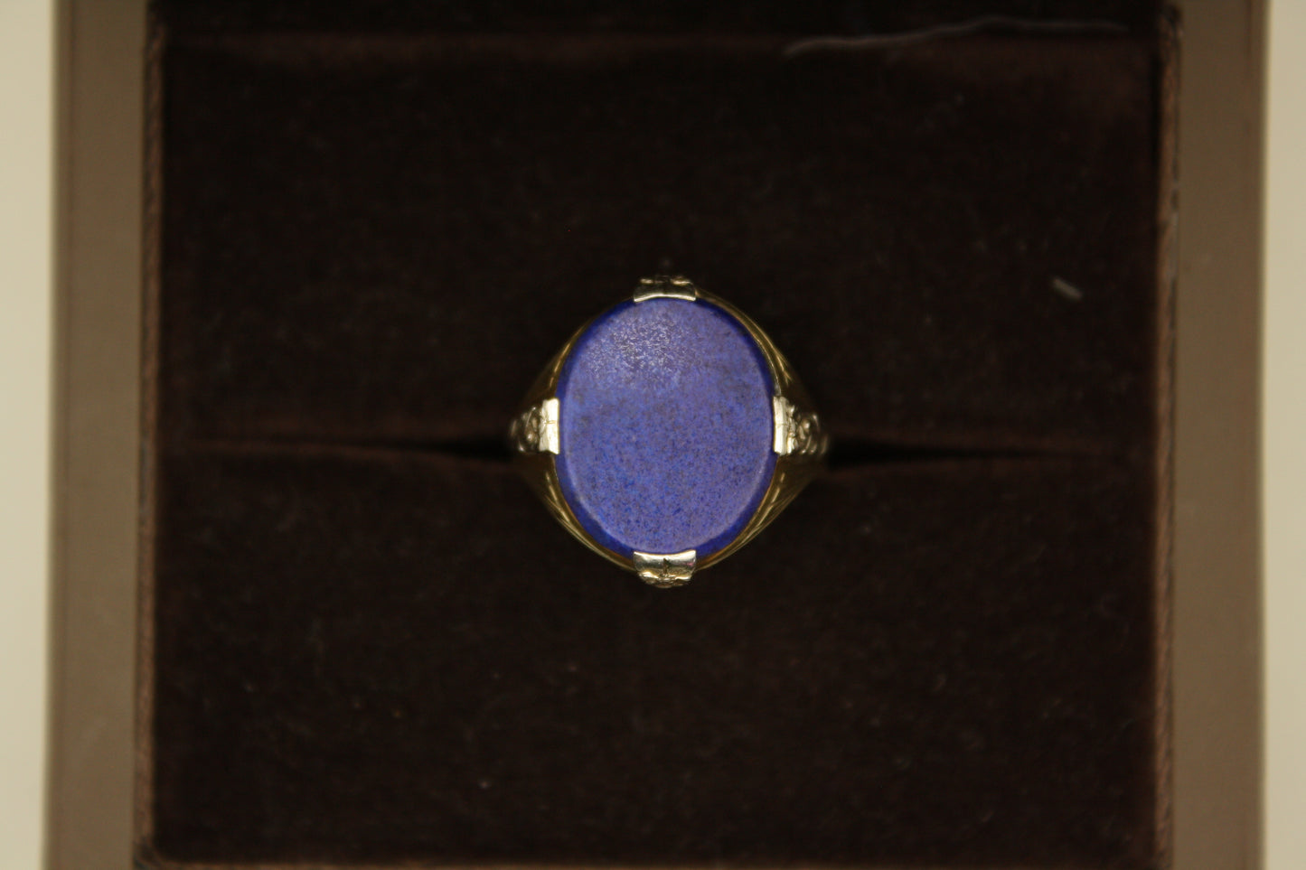 14K Yellow Gold Lapis Lazuli Signet Ring with White Gold Floral Accents