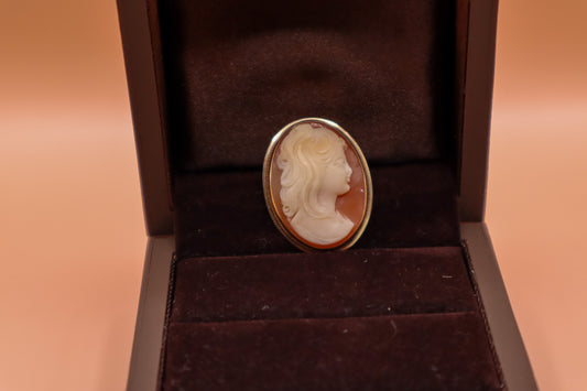 Antique Handmade 14K Yellow Gold Shell Cameo Brooch/Pendant