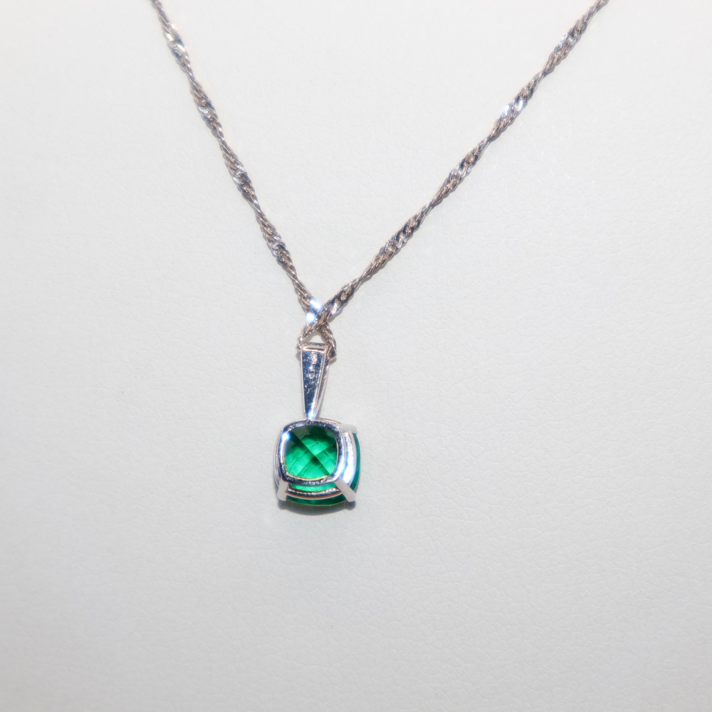 Modern 10K White Gold Lab Emerald Pendant - Stylish & Elegant