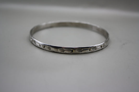 Vintage Taxco Mexico Sterling Silver Bangle Bracelet - Exquisite Umbrella and Sun Motifs