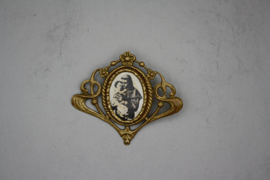 Antique Art Nouveau Picture Frame Brooch