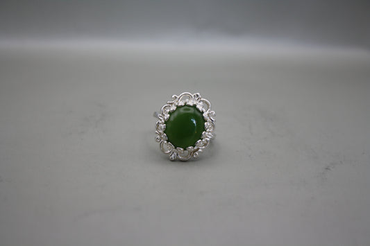 Vintage Sterling Silver Green Jadeite Jade Ring