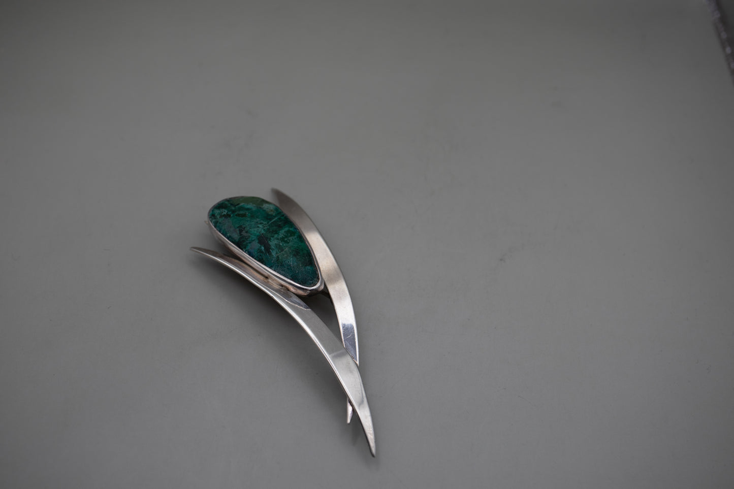 Vintage Modernist Sterling Silver Azurite Brooch/Pendant