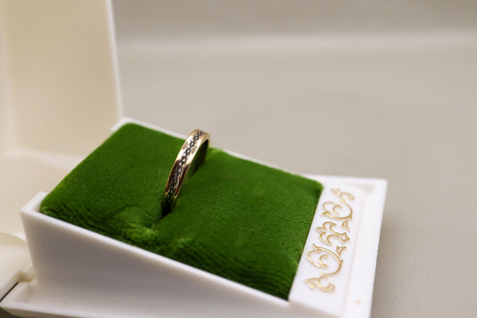 Vintage 10K Yellow Gold Etched Band