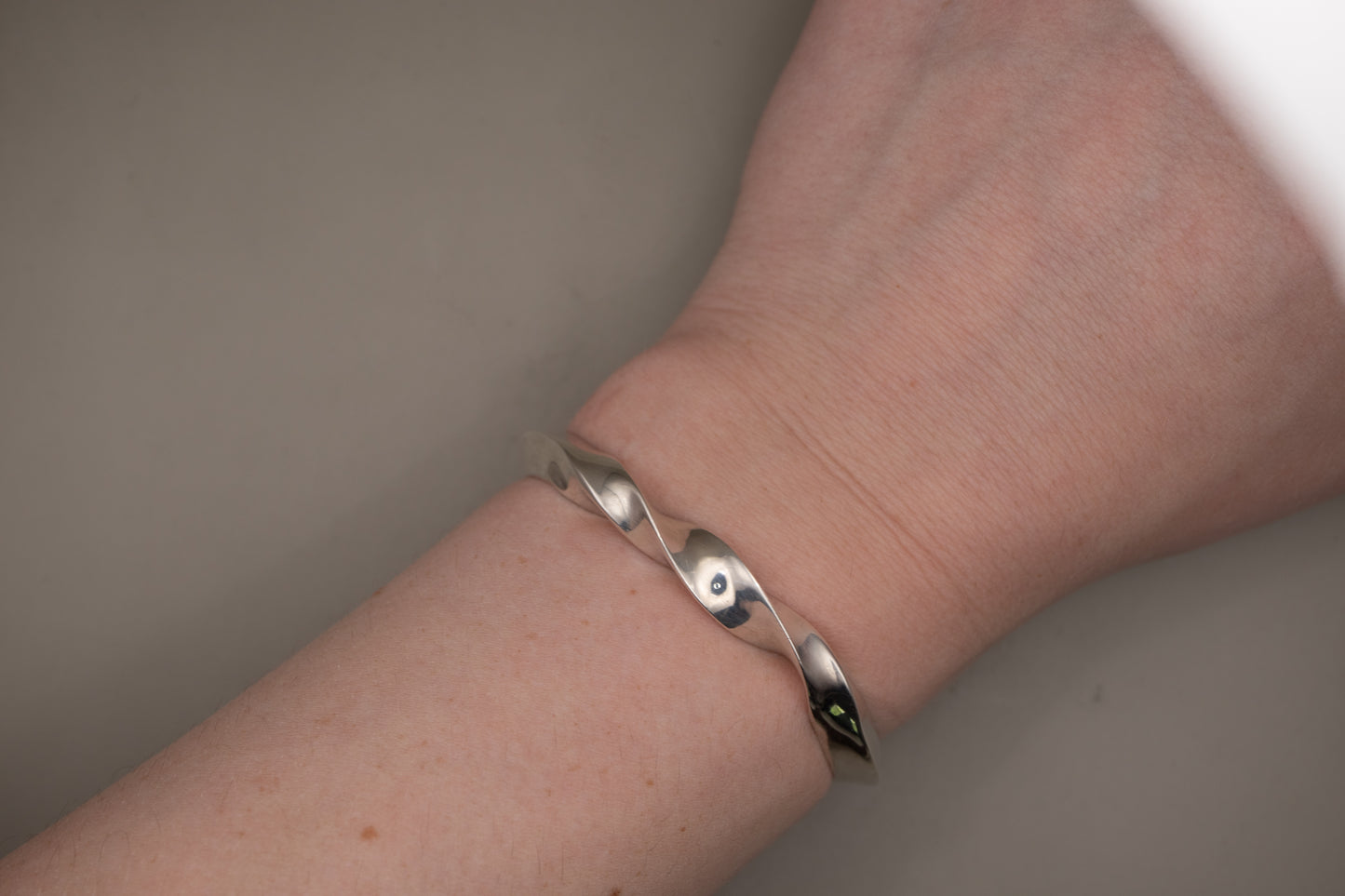 Native American Sterling Silver Twist Open Bangle